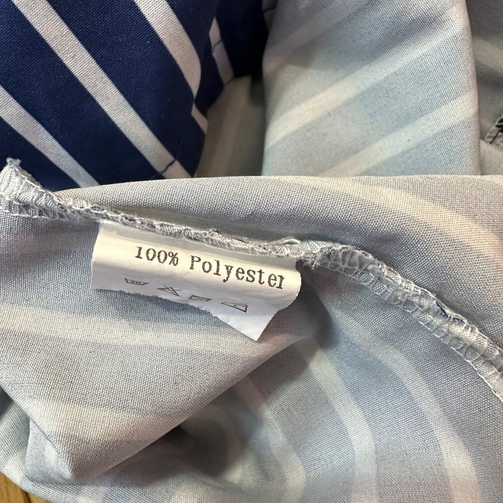 Blue and White Vertical Striped Loungewear Pajama Set - Picture 4 of 8